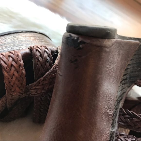 Bucco brown straps wedge heel - Picture 7 of 7